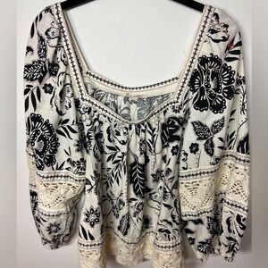 Christian Siriano Black and Cream Floral Crochet Peasant Blouse